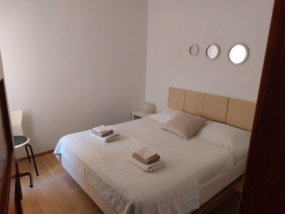 Apartamento Apartman Iskra Jadranovo Exterior foto